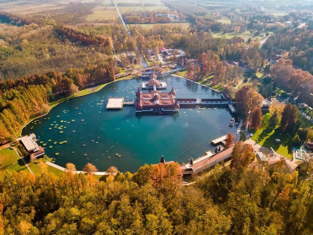 Best Relax Heviz Apartman Exteriér fotografie